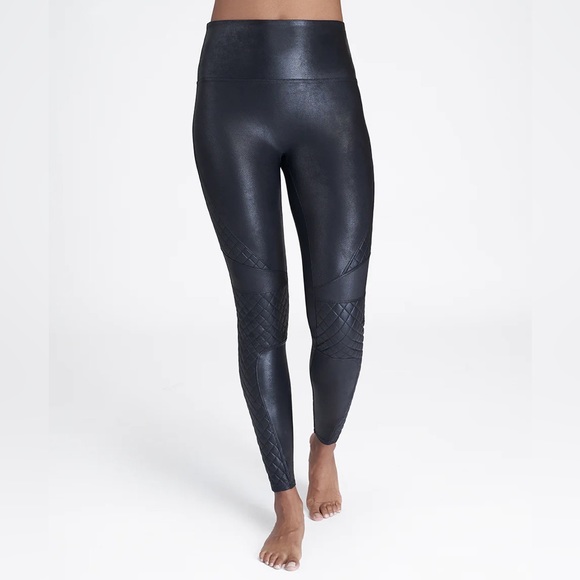 NWT Spanx Quilted Faux Leather Leggings in Very Black - Picture 5 of 10